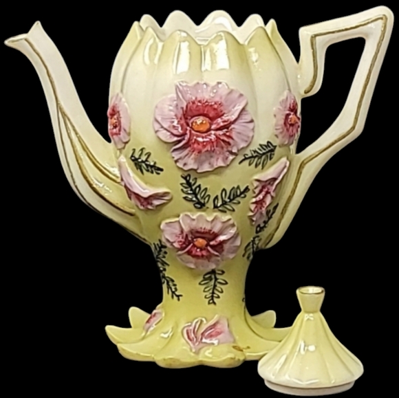 MINI DECORATIVE  SCALLOPED MINIATURE TEAPOT - NINI - Picture 5 of 12